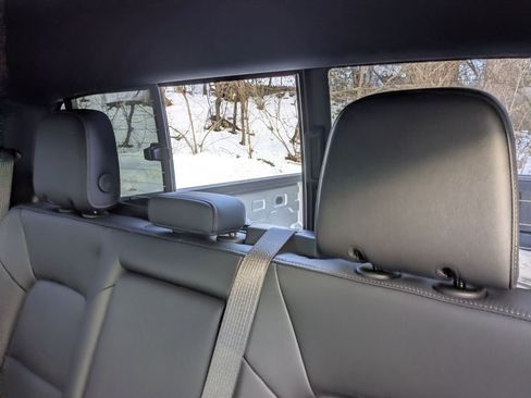 New 2026 GMC Canyon Elevation w/ Convenience Package image 32