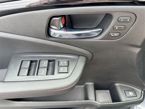 New 2026 Honda Ridgeline Black Edition image 15