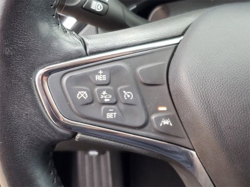 Used 2020 Chevrolet Equinox Premier image 23