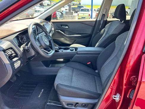 Used 2021 Nissan Rogue SV AWD/4WD image 7