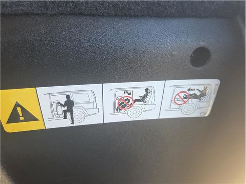 Used 2014 Dodge Durango Limited image 32