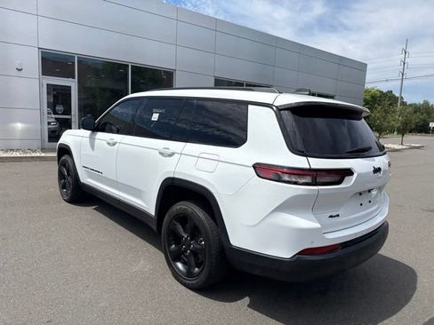 Used 2023 Jeep Grand Cherokee L Laredo AWD/4WD image 4