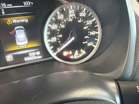 Used 2018 Nissan Sentra S FWD image 18