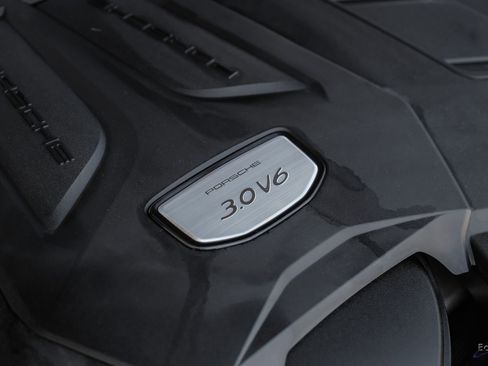 Used 2019 Porsche Cayenne AWD/4WD image 76