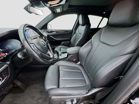 Used 2021 BMW X4 xDrive30i w/ Premium Package image 13