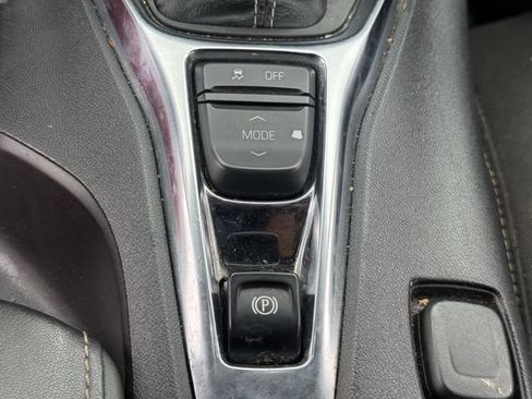 Used 2020 Chevrolet Camaro LT RWD image 19
