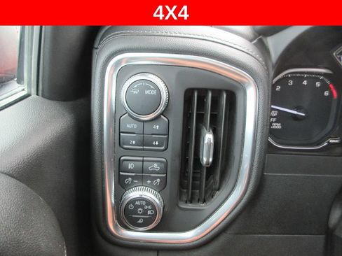 Used 2021 GMC Sierra 1500 SLT w/ SLT Premium Plus Package AWD/4WD image 35