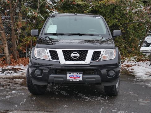Used 2017 Nissan Frontier SV w/ Moonroof Package image 28