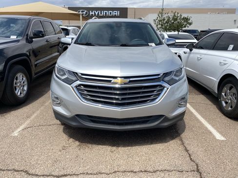 Used 2020 Chevrolet Equinox Premier FWD image 6
