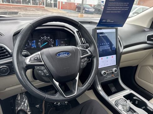 Certified 2023 Ford Edge Titanium image 20