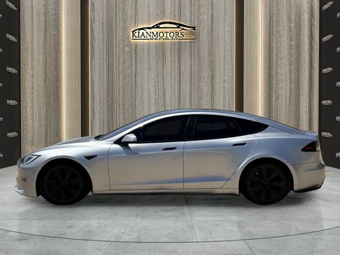 Used 2025 Tesla Model S AWD/4WD image 4