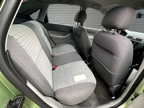 Used 2007 Ford Focus S FWD image 23