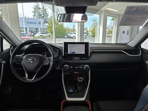 Used 2024 Toyota RAV4 Adventure image 24