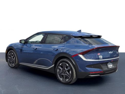 New 2025 Kia EV6 Light image 10