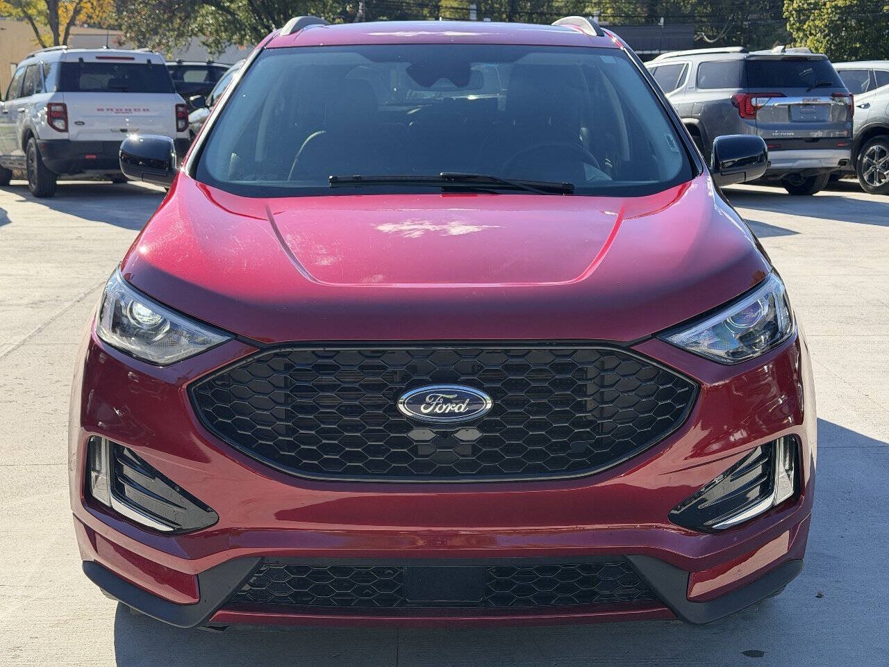 Used 2022 Ford Edge SEL w/ Sport Appearance Package AWD/4WD image 3