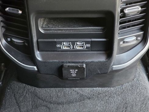 Used 2022 RAM 1500 Big Horn AWD/4WD image 33
