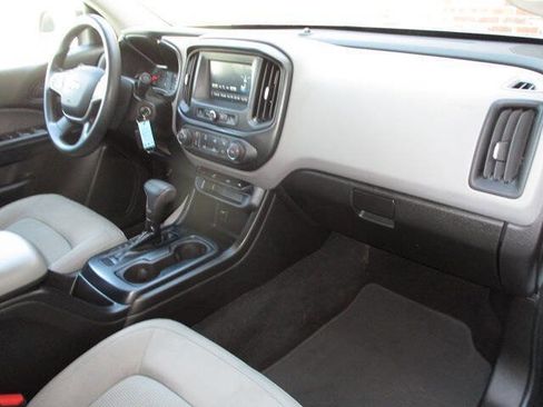 Used 2018 Chevrolet Colorado W/T w/ WT Convenience Package AWD/4WD image 21