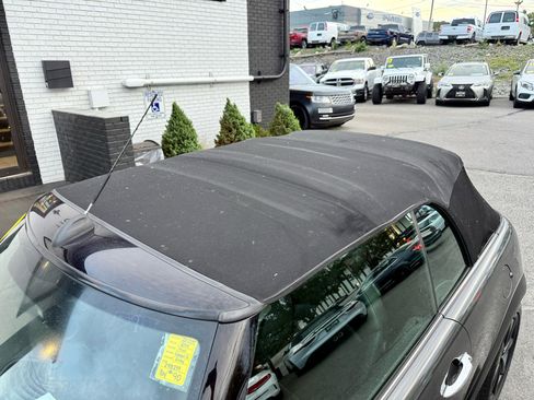 Used 2014 MINI Cooper S image 33