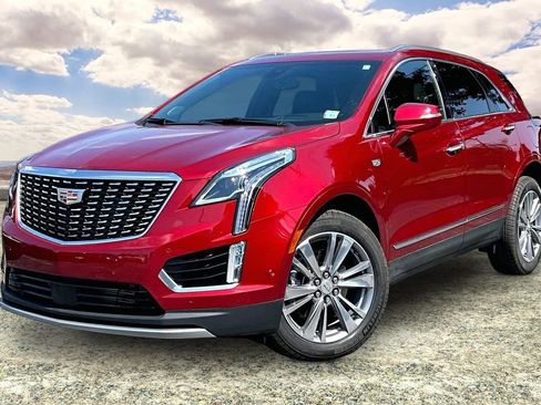 Used 2026 Cadillac XT5 Premium Luxury w/ Driver Assist Package AWD/4WD image 3
