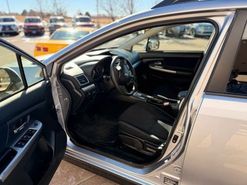 Used 2015 Subaru Crosstrek 2.0i Premium image 11