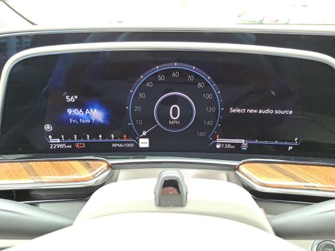 Used 2024 Cadillac Escalade ESV Sport Platinum w/ LPO, ONYX Package image 13