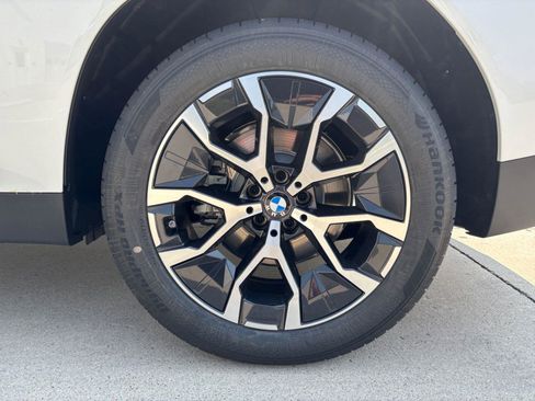 Used 2025 BMW X3 xDrive30i w/ Premium Package image 30