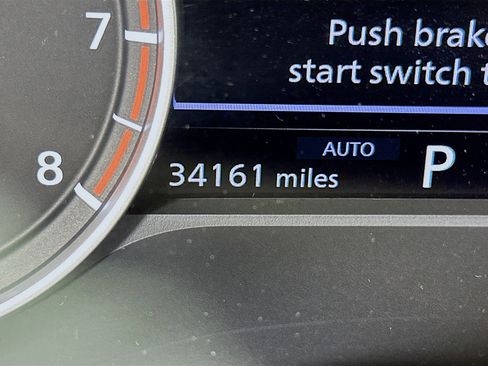 Used 2023 Nissan Rogue S AWD/4WD image 19