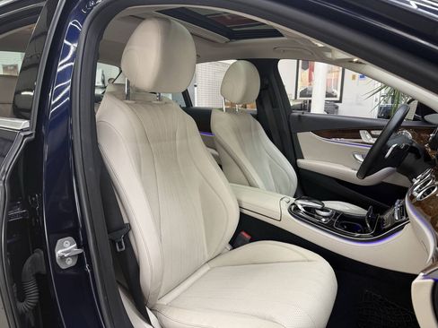 Used 2017 Mercedes-Benz E 300 4MATIC image 18