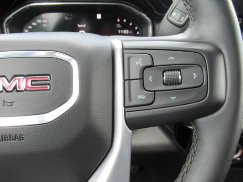 Used 2024 GMC Sierra 1500 SLT AWD/4WD image 25