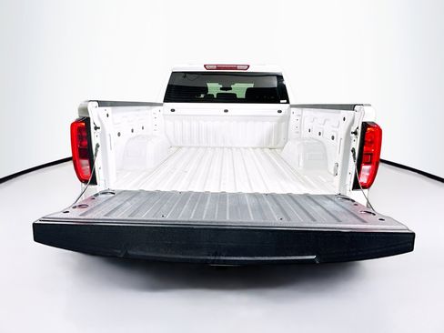 Used 2024 GMC Sierra 1500 Elevation image 27