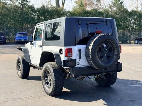 Used 2014 Jeep Wrangler Sport AWD/4WD image 4