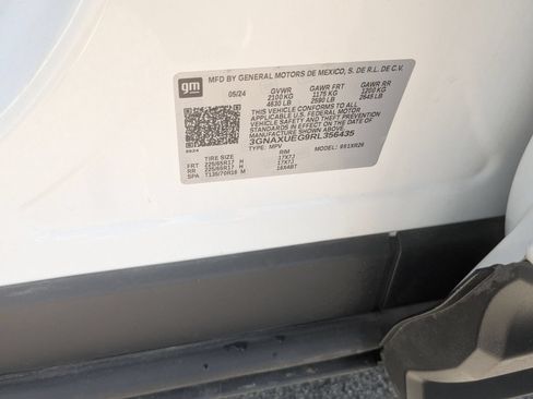 Used 2024 Chevrolet Equinox LT AWD/4WD image 39