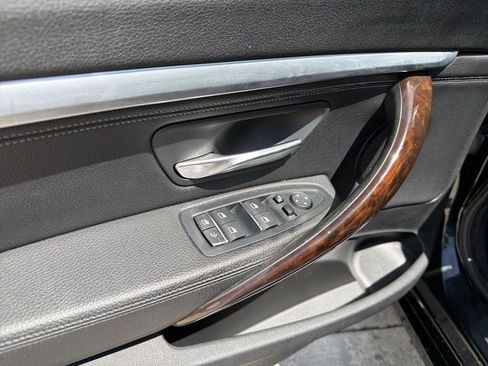 Used 2017 BMW 330i Gran Turismo xDrive AWD/4WD image 15