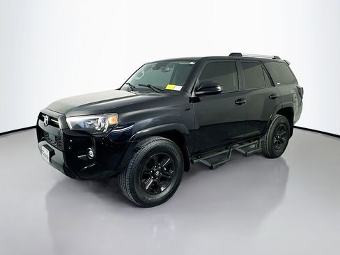 Used 2022 Toyota 4Runner SR5 RWD image 3