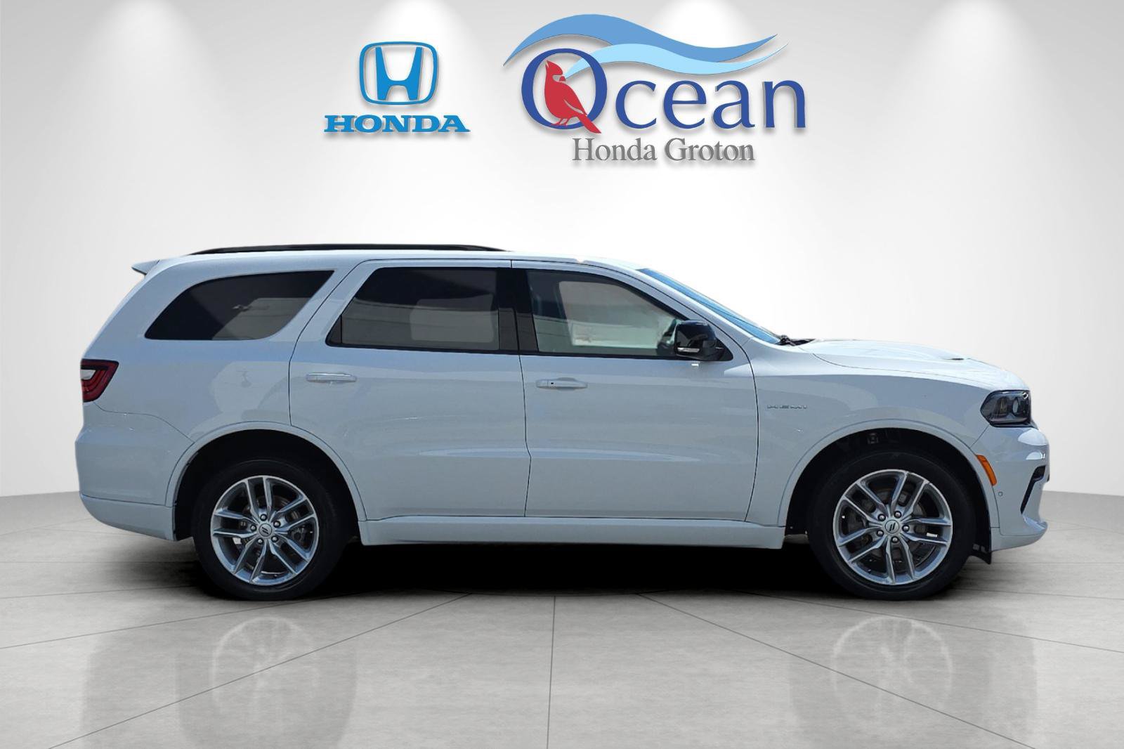 Used 2025 Dodge Durango R/T AWD/4WD image 2