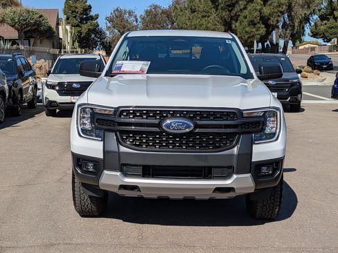 Used 2025 Ford Ranger XLT w/ FX4 Off-Road Package AWD/4WD image 2