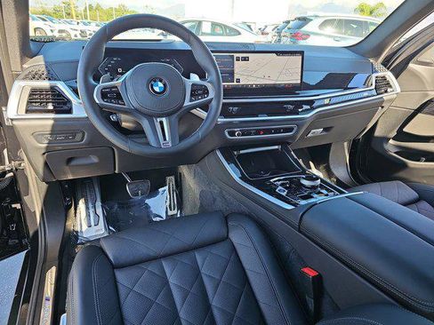 Used 2025 BMW X5 M60i image 17