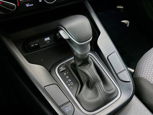 Used 2024 Kia Soul LX w/ Option Group 015 image 16