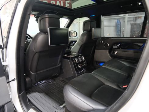 Used 2018 Land Rover Range Rover Long Wheelbase Supercharged image 23