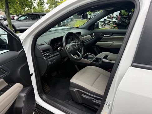 Used 2026 GMC Terrain Elevation AWD/4WD image 13