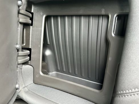 Used 2024 Chevrolet Silverado 2500 LTZ w/ LTZ Convenience Package image 23