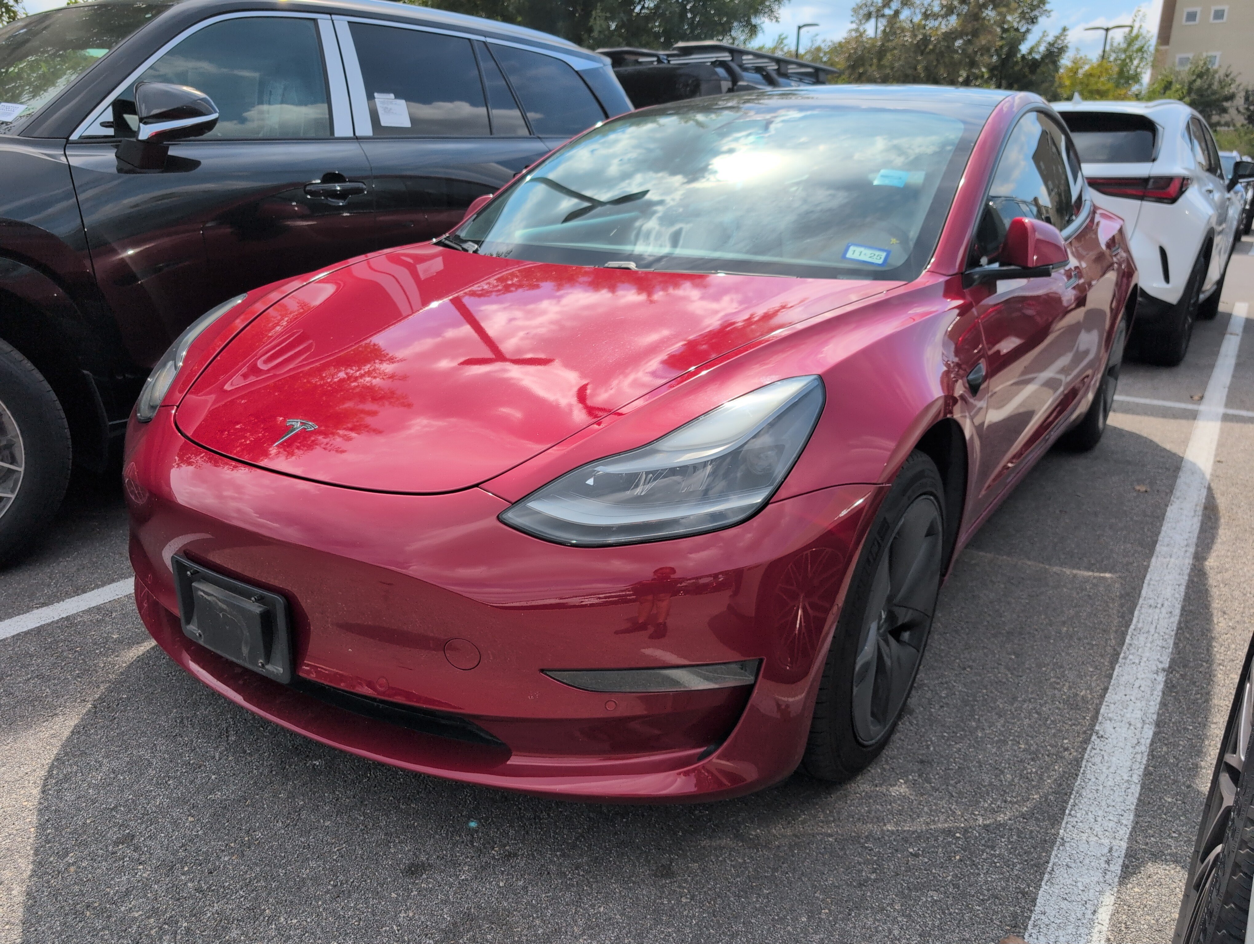 Used 2021 Tesla Model 3 Standard Range Plus RWD image 1