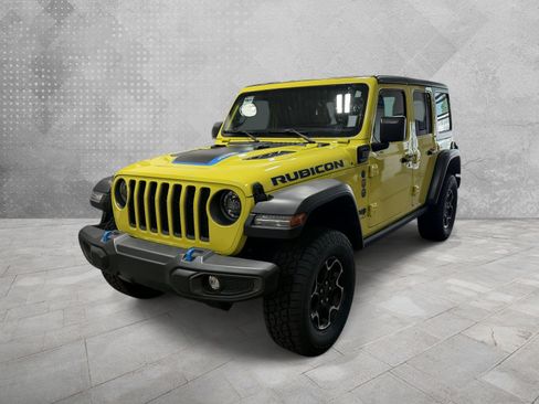 Used 2023 Jeep Wrangler Unlimited Rubicon 4xe w/ Safety Group AWD/4WD image 3