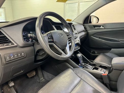 Used 2016 Hyundai Tucson Limited w/ Option Group 03 image 12