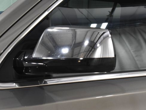 Used 2017 Chevrolet Tahoe Premier image 34