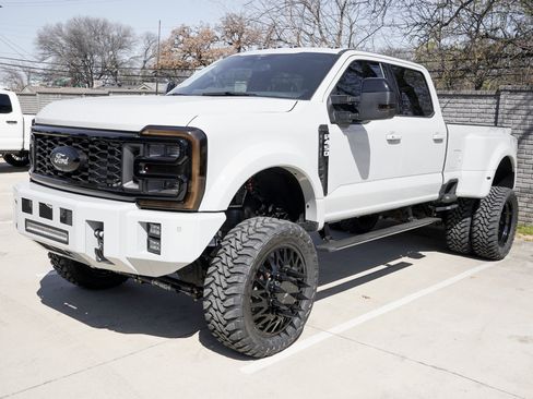 Used 2026 Ford F450 Platinum image 8