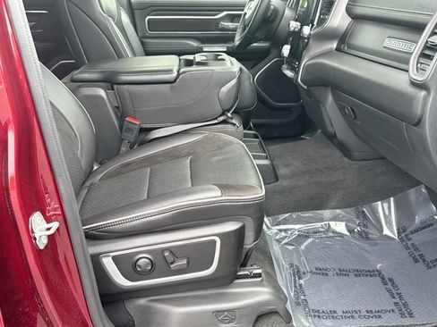 Used 2023 RAM 1500 Laramie AWD/4WD image 18