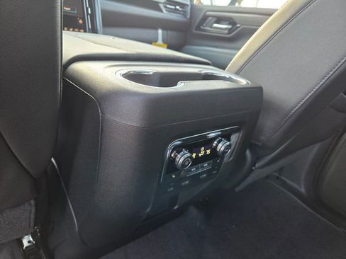 New 2026 GMC Yukon XL AT4 w/ AT4 Premium Plus Package AWD/4WD image 10
