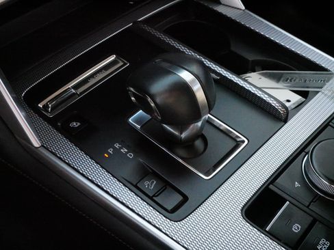 Used 2025 MAZDA CX-70 Plug-In Hybrid w/ Premium Pkg image 24