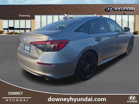 Used 2024 Honda Civic Sport image 5